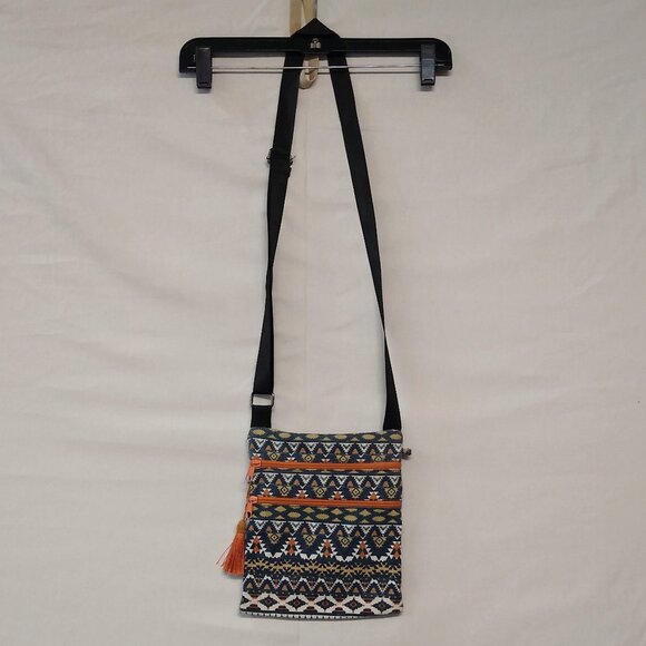 Crossbody Bag Aztec Design Adjustable Strap 3 Compartments Gender-Neutral EUC - Picture 1 of 12